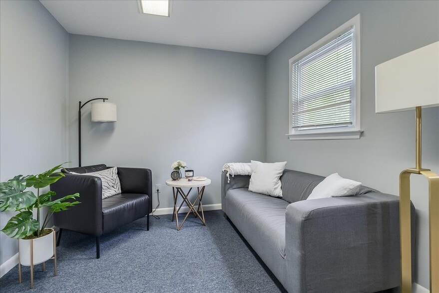 More Photos Of 1590 E 2nd St, Scotch Plains Office For Sale