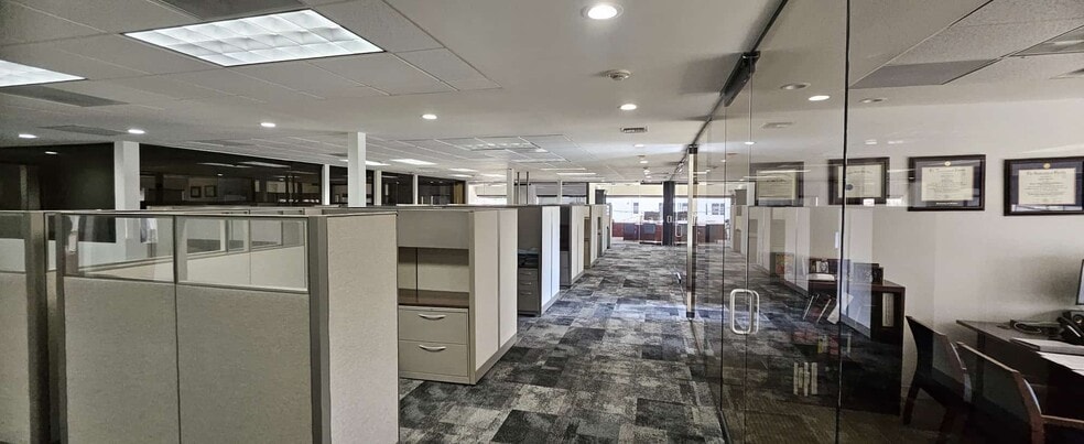 More Photos Of 283 Catalonia Ave, Coral Gables Office For Sale