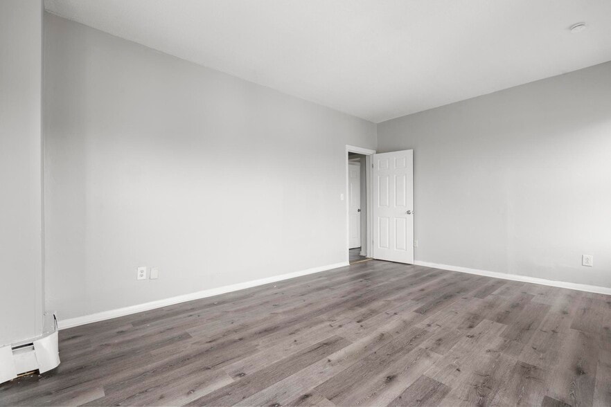 More Photos Of 123-125 North St, New Britain Apartments For Sale