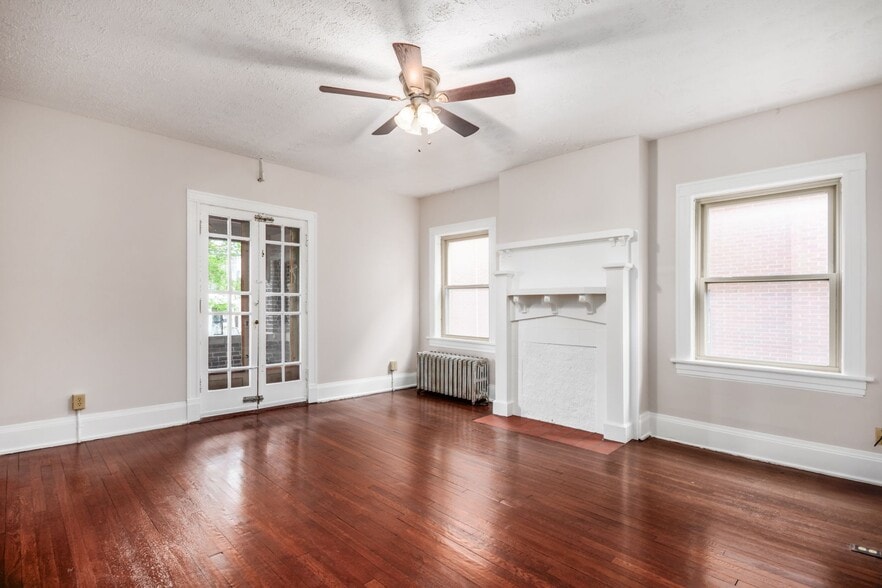 More Photos Of 94 N 20th St, Columbus Apartments For Sale
