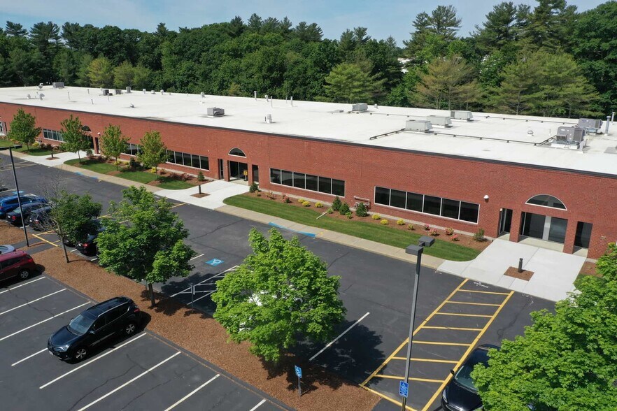 More Photos Of 375 Paramount Dr, Raynham Light Manufacturing For Lease