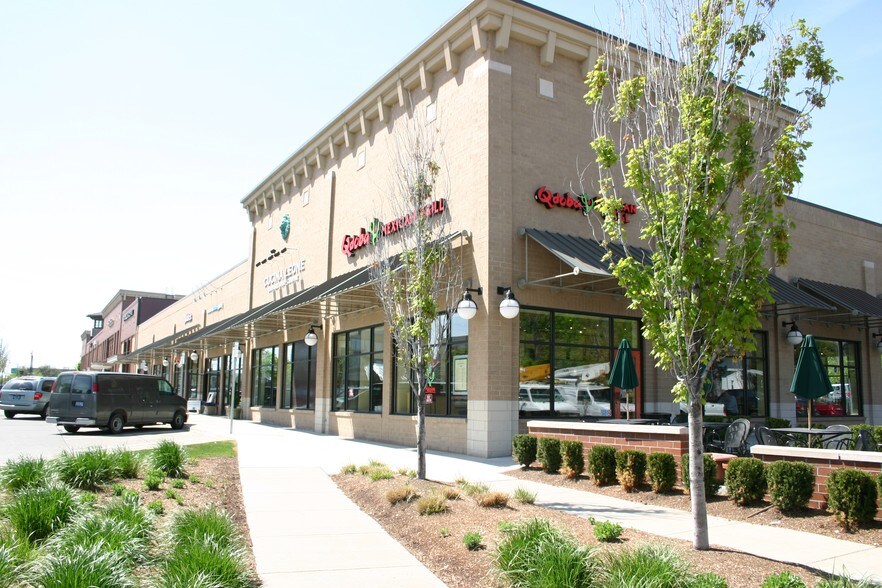 Primary Photo Of 685-745 E Maple Rd, Birmingham Unknown For Lease