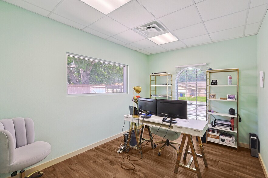 More Photos Of 8620 Clifford St, Fort Worth Restaurant For Sale