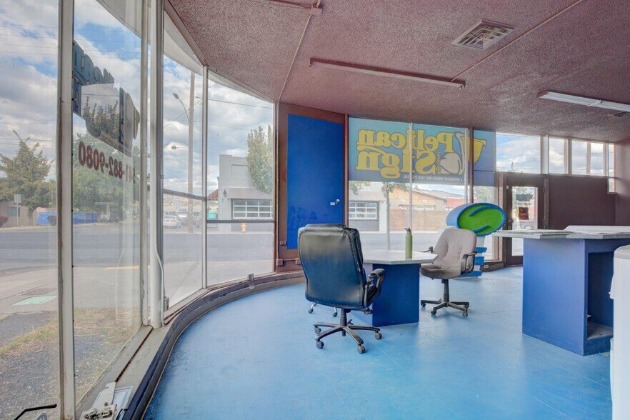 More Photos Of 606 S 6th St, Klamath Falls Specialty For Sale