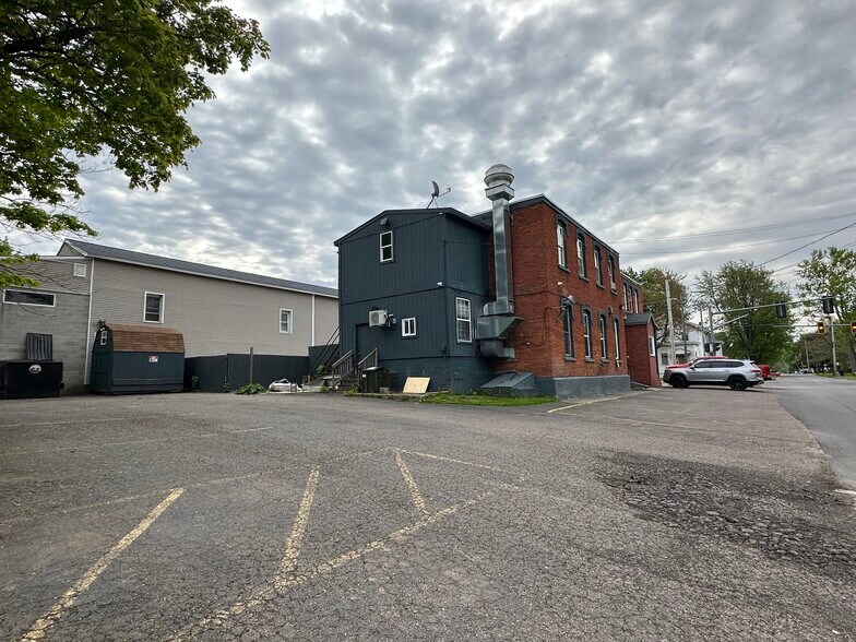 More Photos Of 324 W Broadway Ave, Fulton Storefront Retail Residential For Sale