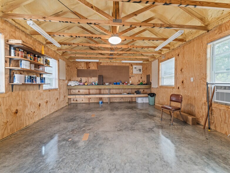 More Photos Of 110 Lizard ln, Story Specialty For Sale