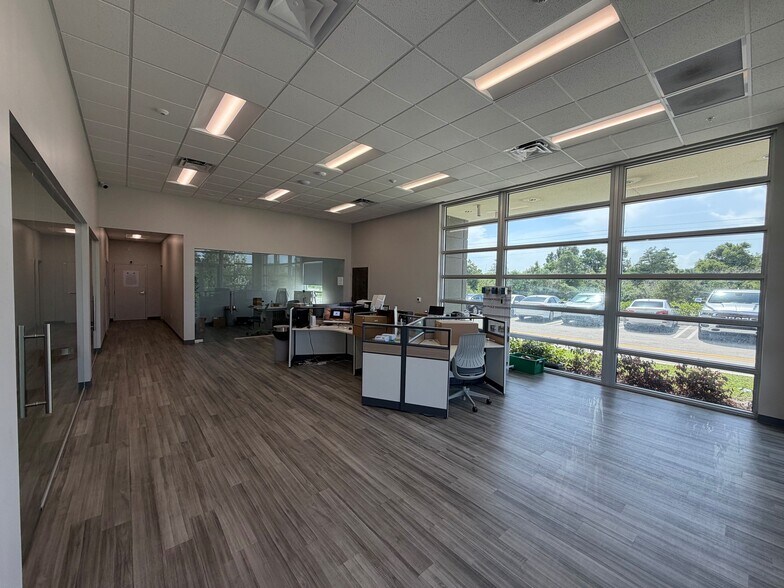More Photos Of 9675 NW 174th St, Hialeah Industrial For Lease