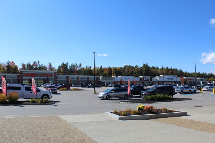 More Photos Of 92 Farmington Rd, Rochester Unknown For Lease