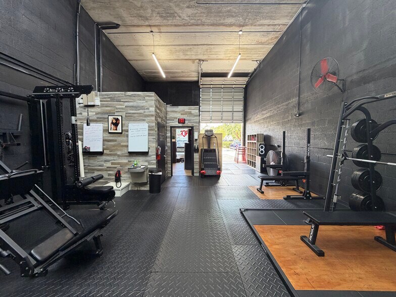 More Photos Of 14911 SW 137th St, Miami Warehouse For Sale