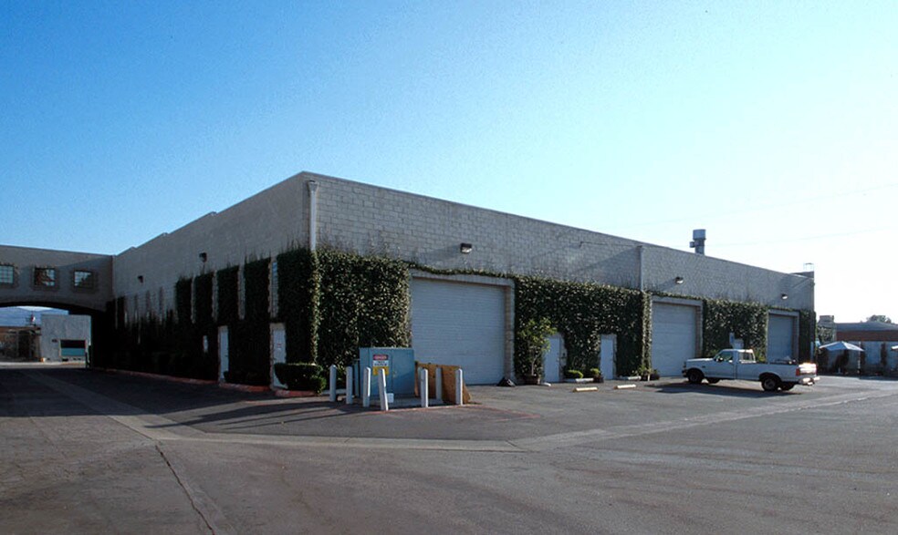 More Photos Of 1117 W Isabel St, Burbank Office For Lease
