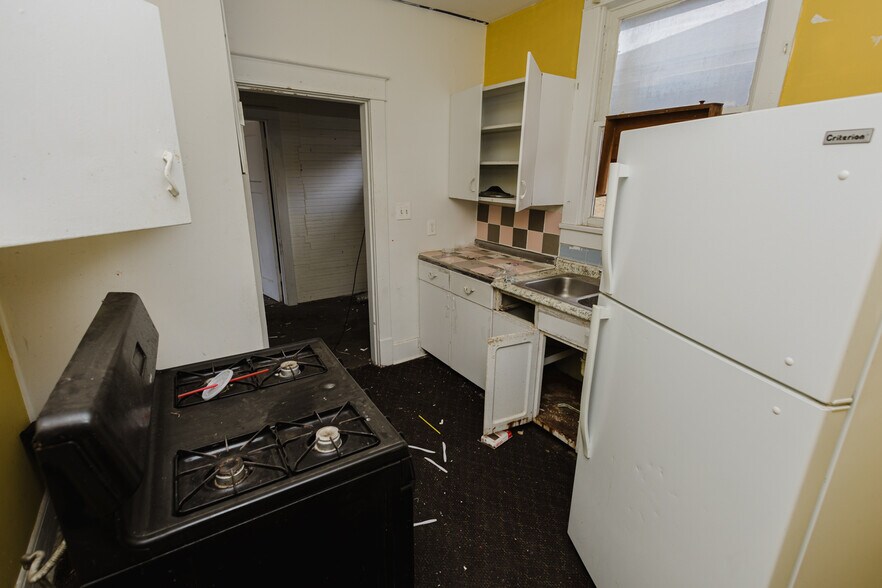 More Photos Of 123 E Madison Ave, Arkansas City Apartments For Sale