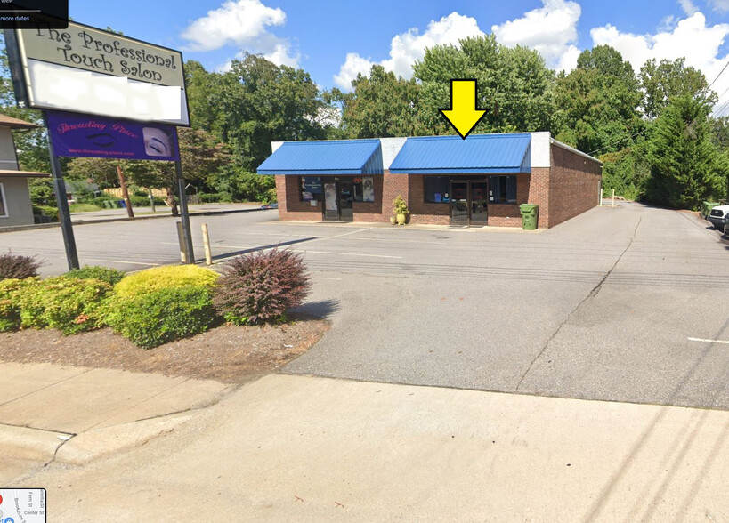 Primary Photo Of 524 Hendersonville Rd, Asheville Freestanding For Lease