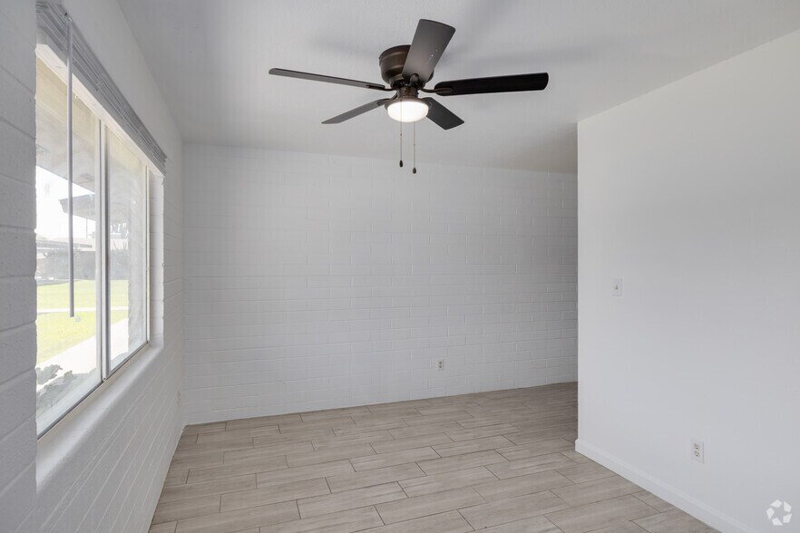 More Photos Of 510 N Horne, Mesa Apartments For Sale
