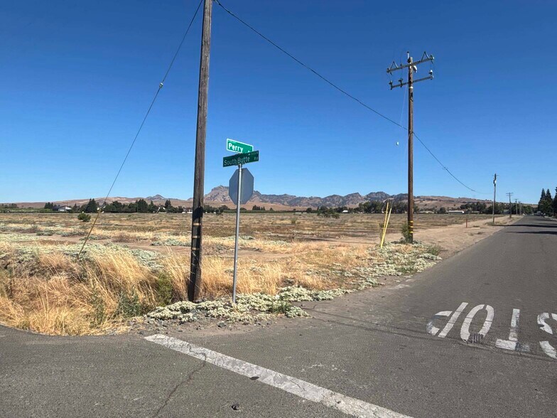 More Photos Of 2409 Irwin Ave, Sutter Land For Sale