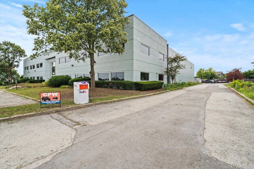 More Photos Of 7601 191st St, Tinley Park Loft Creative Space For Lease