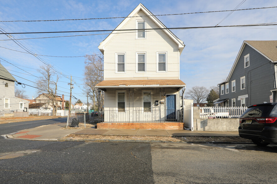 Primary Photo Of 202 S 34th St, Camden Multifamily For Sale