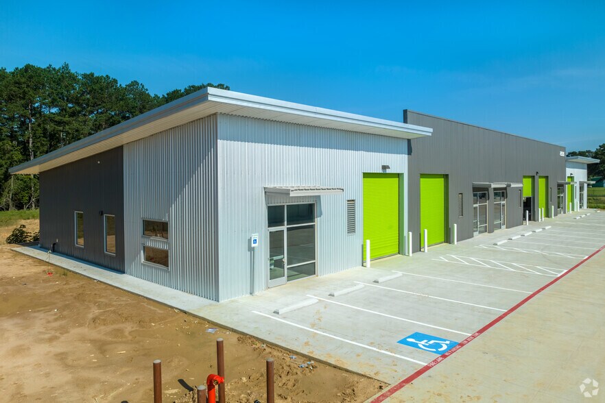 More Photos Of 25131 FM 2978 Rd, Tomball Freestanding For Lease