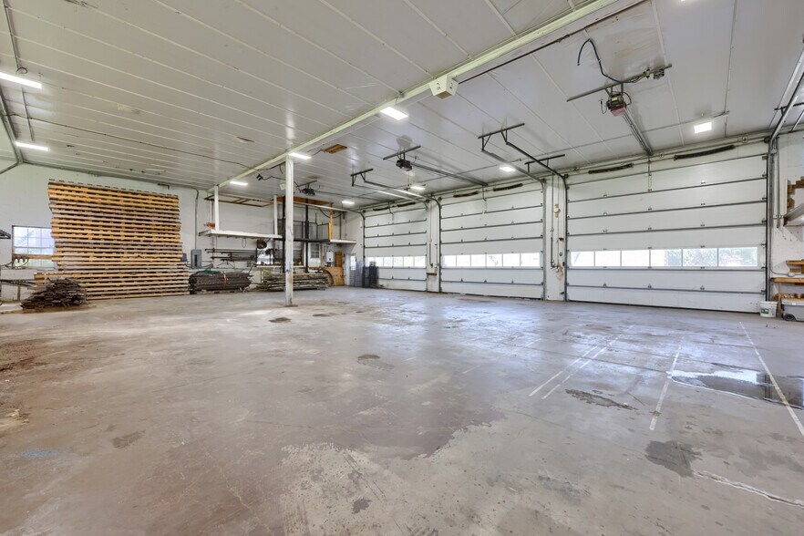 More Photos Of 197 Pencroft Dr N, Holtwood Industrial For Sale