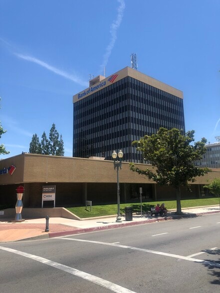More Photos Of 1430 Truxtun Ave, Bakersfield Office For Lease