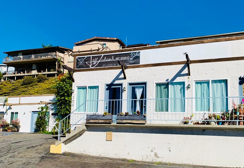 More Photos Of 208 Calle De Los Molinos, San Clemente Showroom For Lease