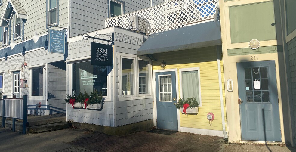 More Photos Of 211 Onset Ave, Onset Village Loft Creative Space For Lease