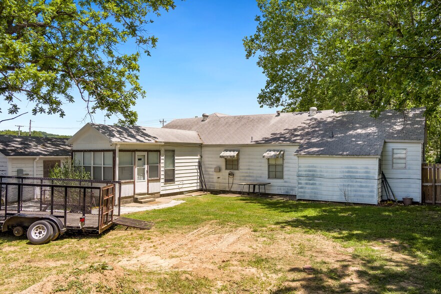 More Photos Of 1380 Butterfield Coach Rd, Springdale Office Residential For Sale