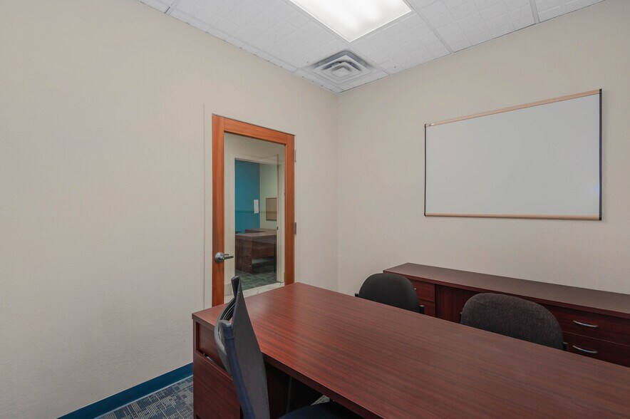 More Photos Of 3001 N 29th Ave, Hollywood Unknown For Lease