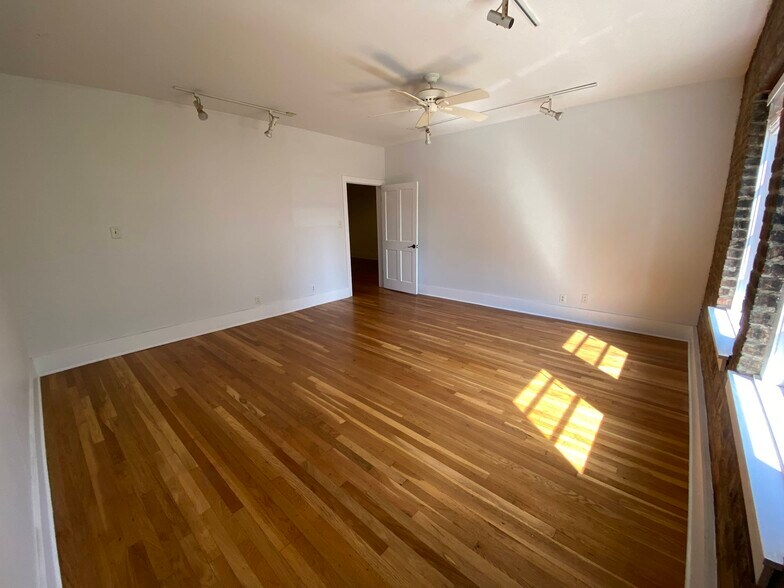 More Photos Of 502-514 Santa Monica Blvd, Santa Monica Loft Creative Space For Lease