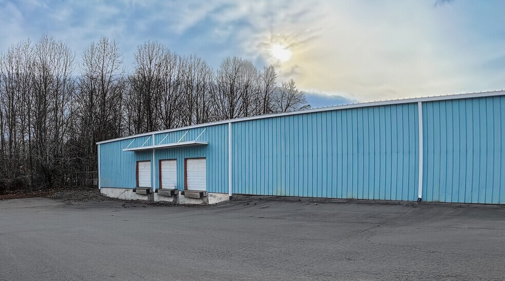 More Photos Of 2362 S Pine St, Spartanburg Service For Lease