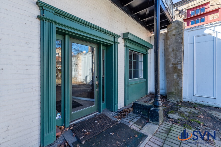 More Photos Of 115 Cedar Ave, St Charles Storefront Retail Office For Sale