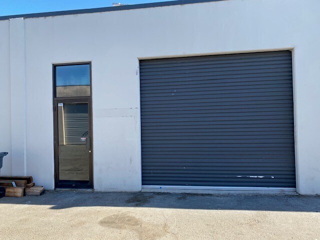 More Photos Of 31 Pamaron Way, Novato Office For Lease