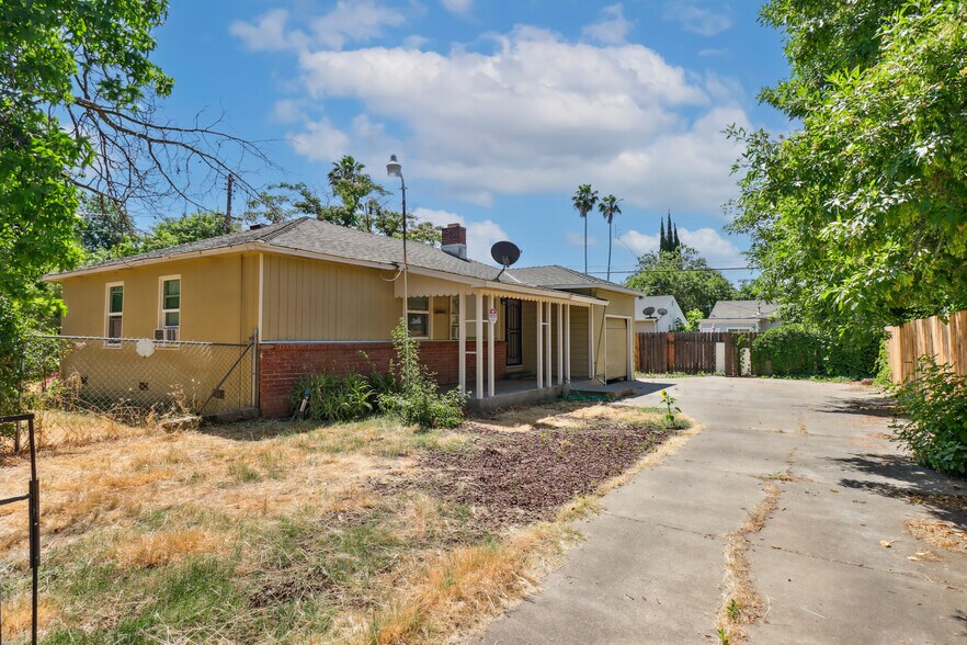 More Photos Of 2652 21st Ave, Sacramento Apartments For Sale
