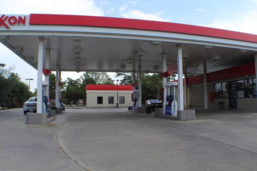 More Photos Of 3810 Atascocita Rd, Humble Convenience Store For Sale