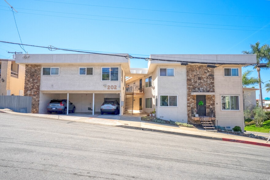 Primary Photo Of 202 S Calle Seville, San Clemente Apartments For Sale