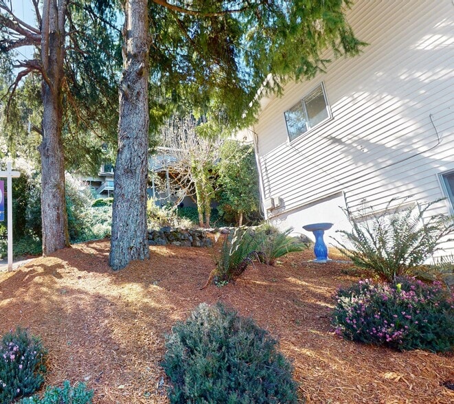 More Photos Of 2145 Webb St, West Linn Apartments For Sale