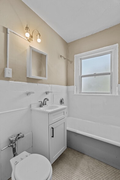 More Photos Of 807 Clara Ave, Saint Louis Apartments For Sale