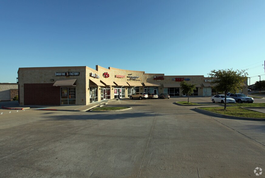 More Photos Of 1720 Eldorado Pky, McKinney Freestanding For Sale