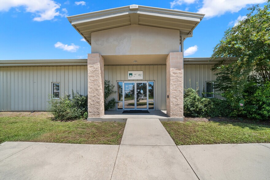 Primary Photo Of 210 N Tyndall Pky, Panama City Medical For Sale
