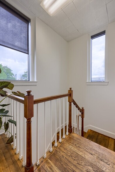 More Photos Of 1-7 W Main St, Mount Joy Bank For Sale