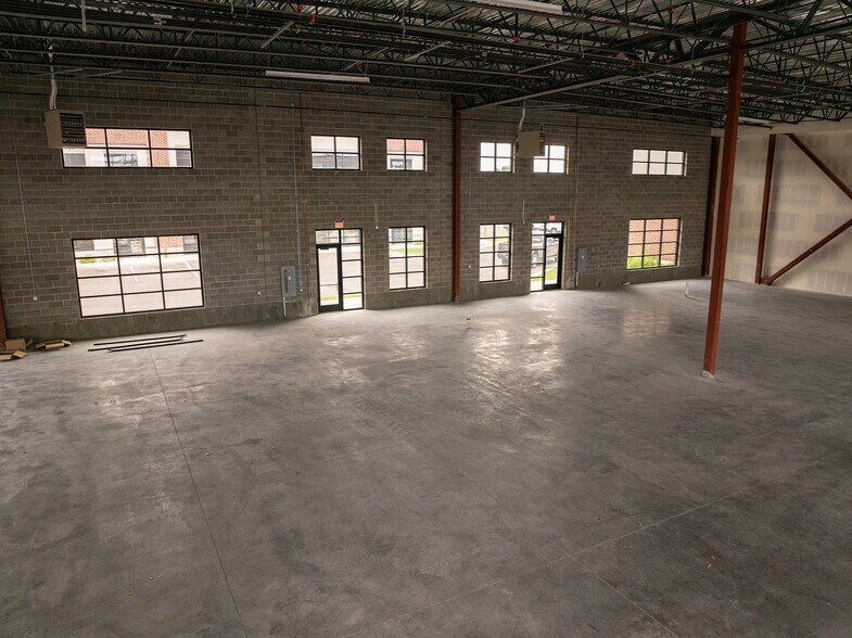 More Photos Of 340 W 1700 S, Clearfield Light Manufacturing For Lease