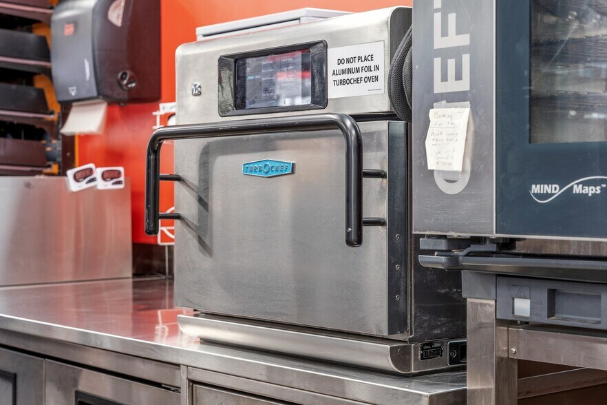 More Photos Of 2902 SW Port St Lucie Blvd, Port Saint Lucie Service Station For Sale