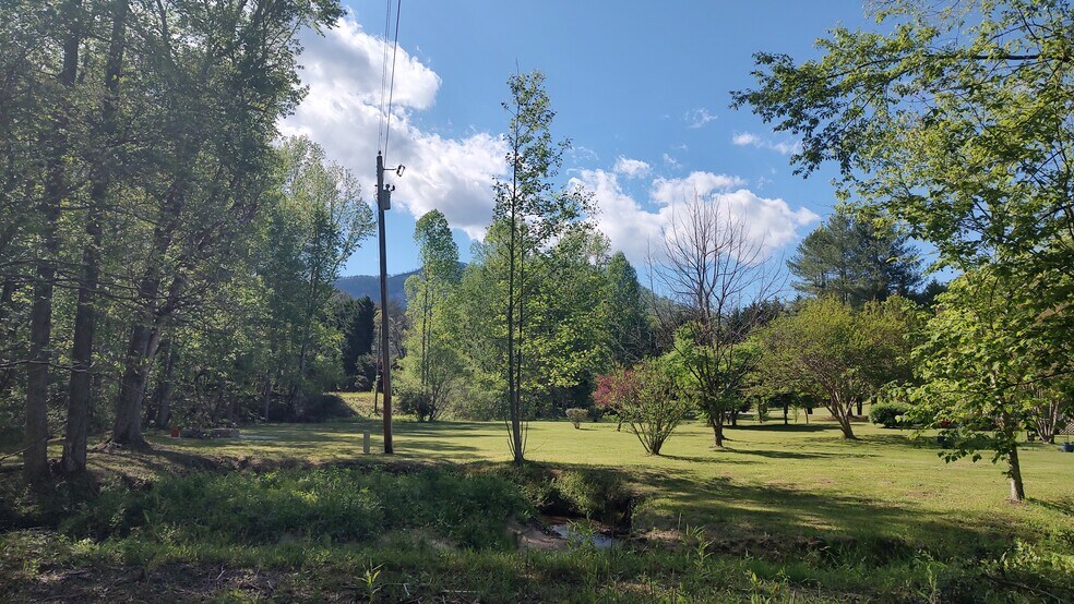 More Photos Of 107 Country Creek Dr, Pickens Storefront Retail Office For Sale