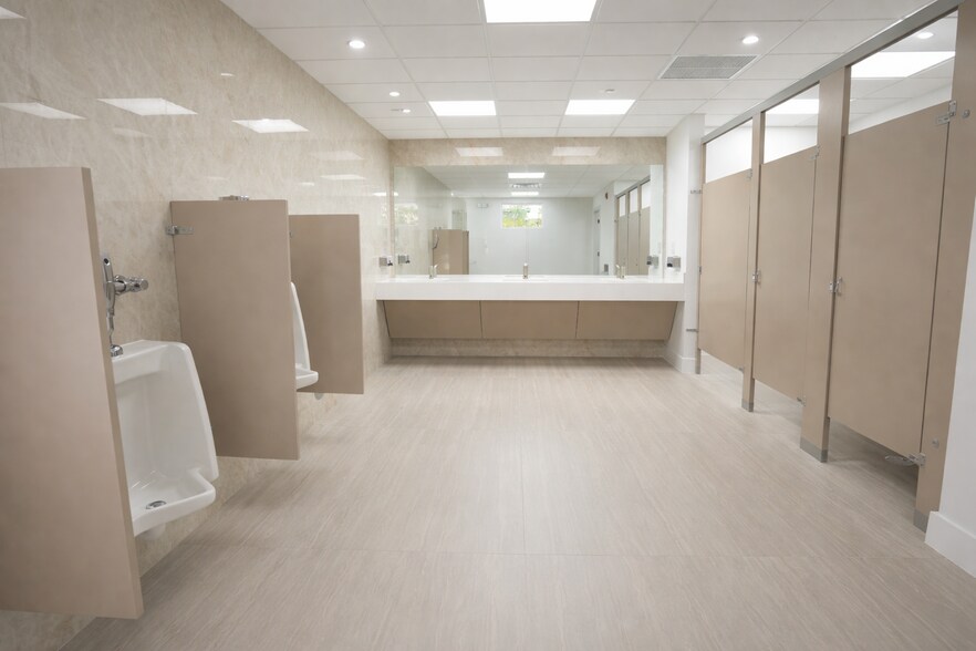 More Photos Of 6405 NW 36th St, Miami Medical For Lease