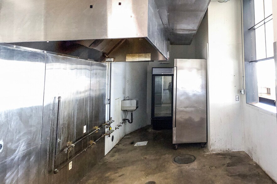 More Photos Of 3155 S Moody Ave, Portland Apartments For Lease