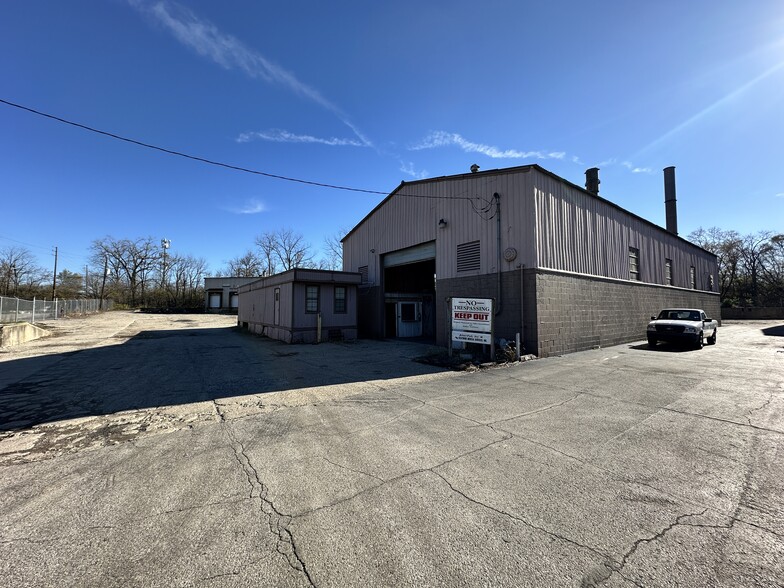 Primary Photo Of 3601 E 9th St, Indianapolis Warehouse For Sale