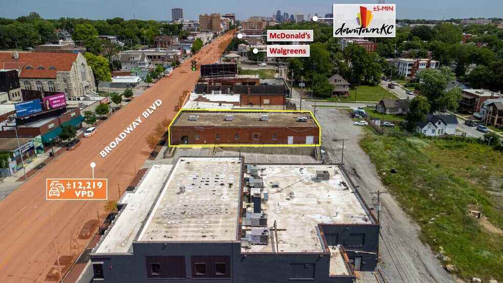 More Photos Of 3947 Broadway St, Kansas City Medical For Sale