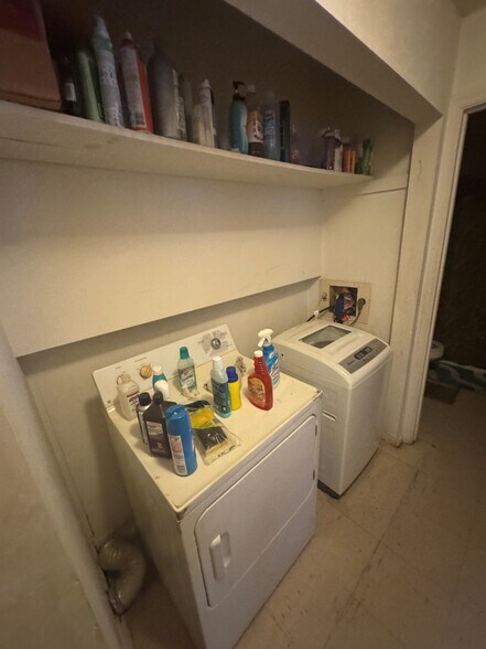 More Photos Of 509 Last Resort Ct, Cumberland Multifamily For Sale