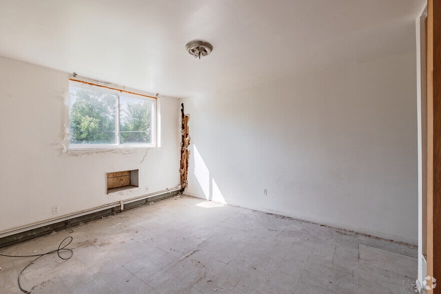 More Photos Of 14420-14440 Frankfort St, Detroit Apartments For Sale