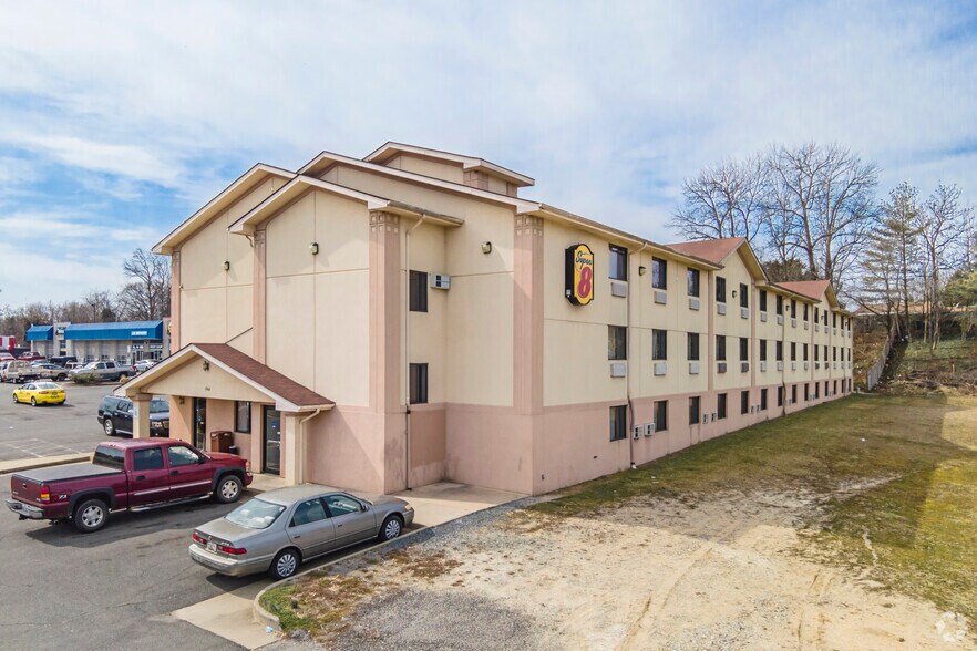 More Photos Of Interstate 95 Corridor, Dumfries Hotel For Sale