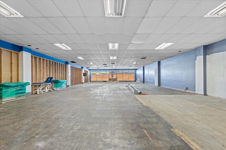 More Photos Of 213-219 S La Brea Ave, Inglewood Storefront For Lease